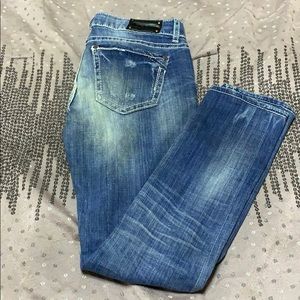 NWOT Buckle Black light fit 53 size 28